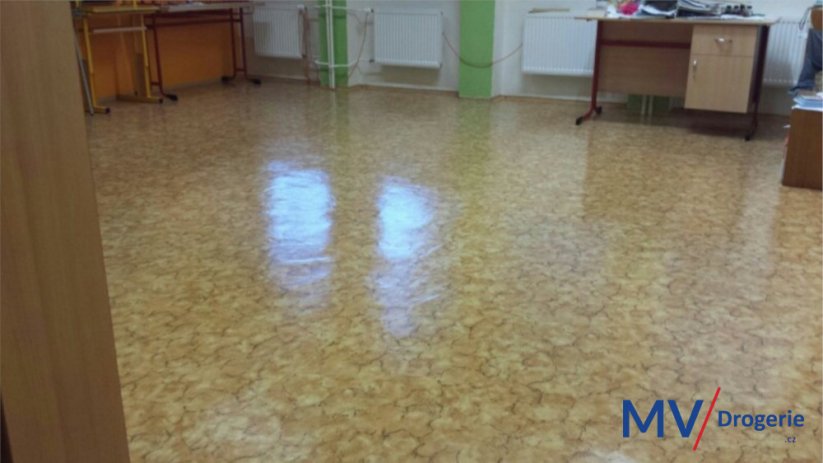 Prostředek na leštění podlah Merida EFFECTIN Plus 1 l
